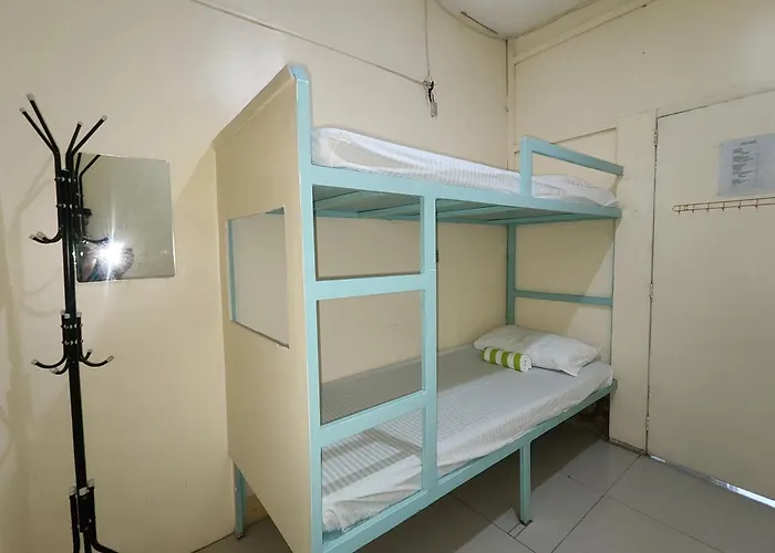 Hostel Resort's Side Near Shangrila Lapu-Lapu City